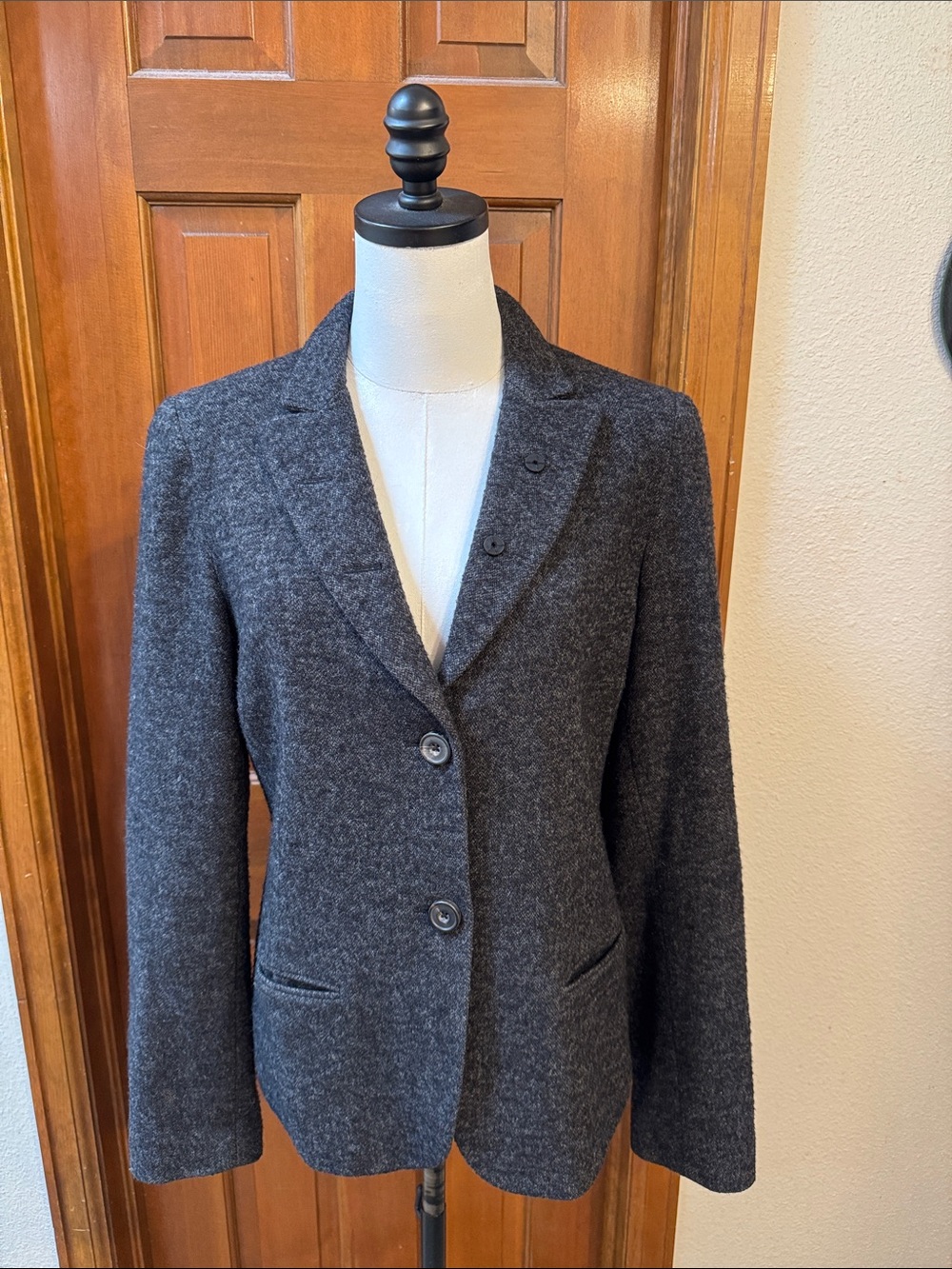 Vince Charcoal Gray Tailored Wool Blend Blazer Size 10
